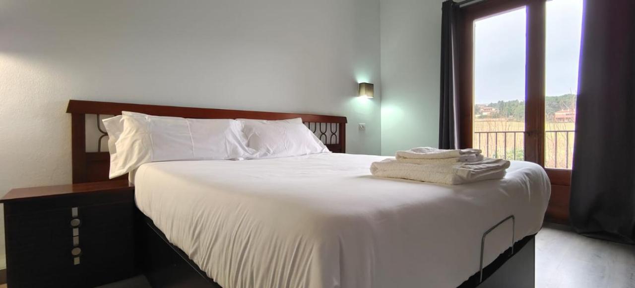 Hotel Fiesta Mega Only Adults Darnius Esterno foto