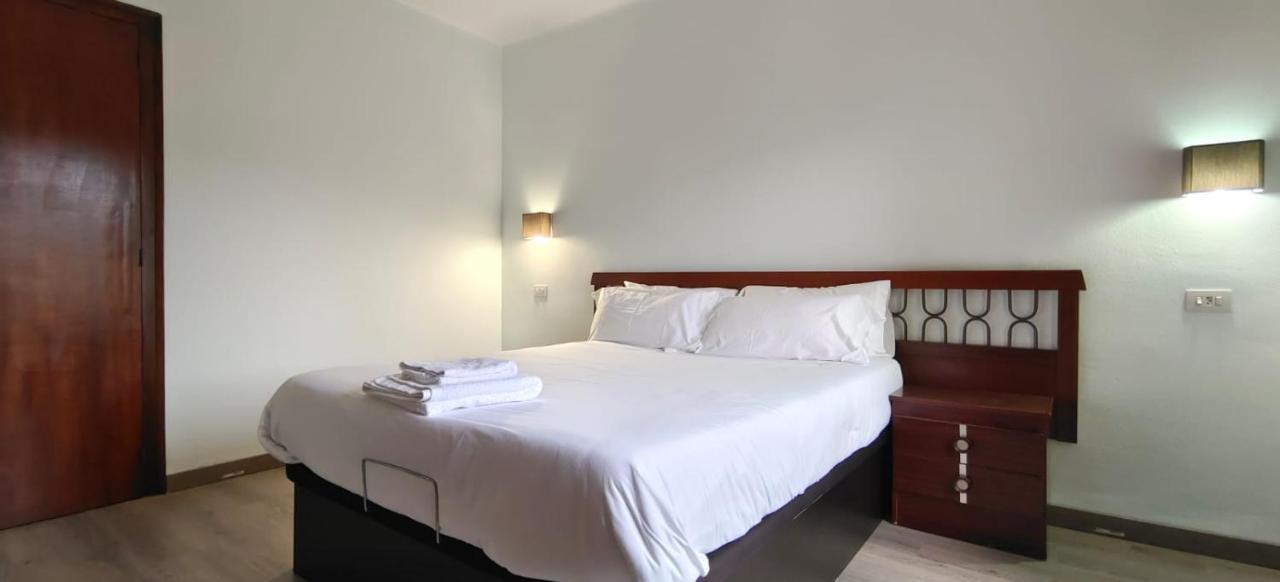 Hotel Fiesta Mega Only Adults Darnius Esterno foto